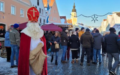 Nikolausmarkt-Wochenende am 30.November / 1. Dezember in Langquaid: Buntes Markttreiben und ein stimmungsvolles Rahmenprogramm